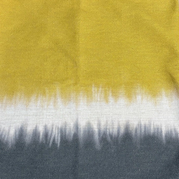 Set Of 4 Outdoor Throw Pillow Covers Waterproof 17x 17 Zip Yellow Grey Geometric - Picture 3 of 11